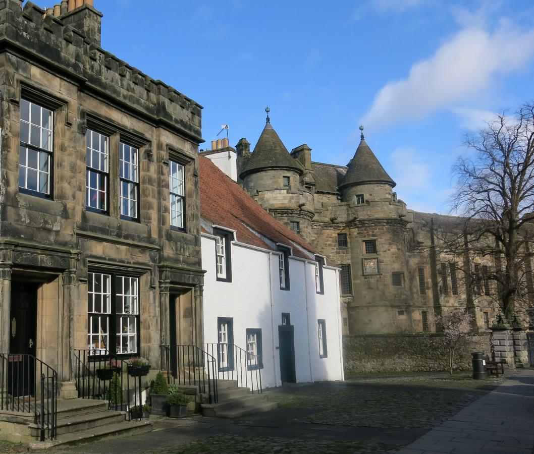 The Ruin At Maspie House Bed & Breakfast Falkland Exterior photo